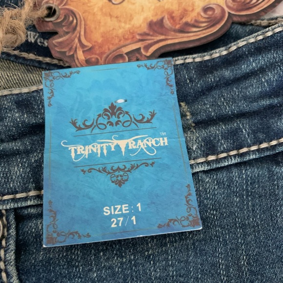 Trinity Ranch Jeans 27 - Picture 2 of 10